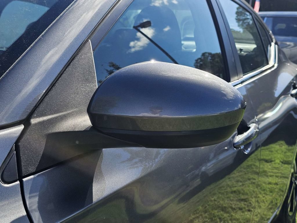 Used 2025 Nissan Sentra SV FWD image 11