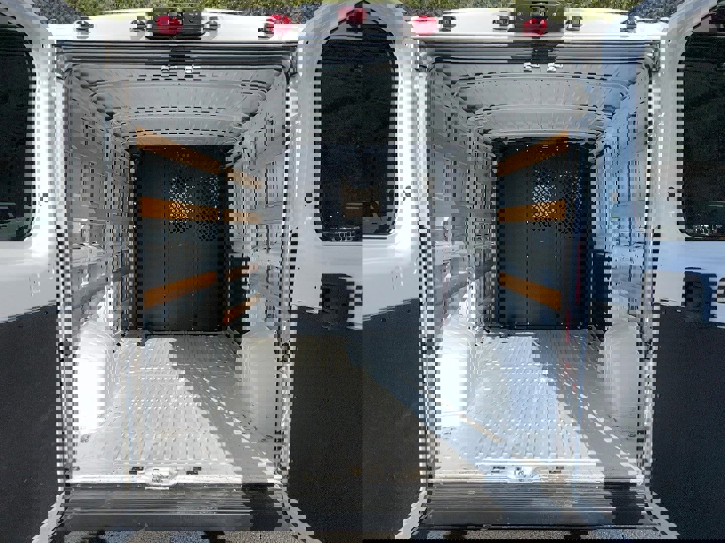 Used 2023 RAM ProMaster 2500 image 25