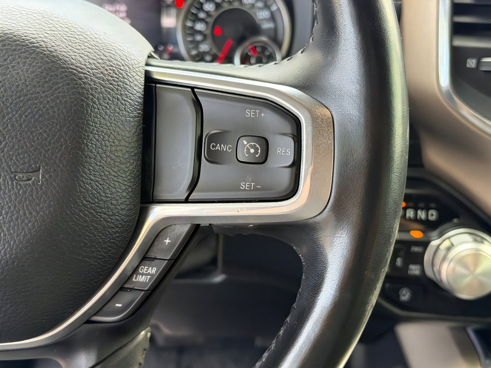 Used 2021 RAM 1500 Laramie image 21