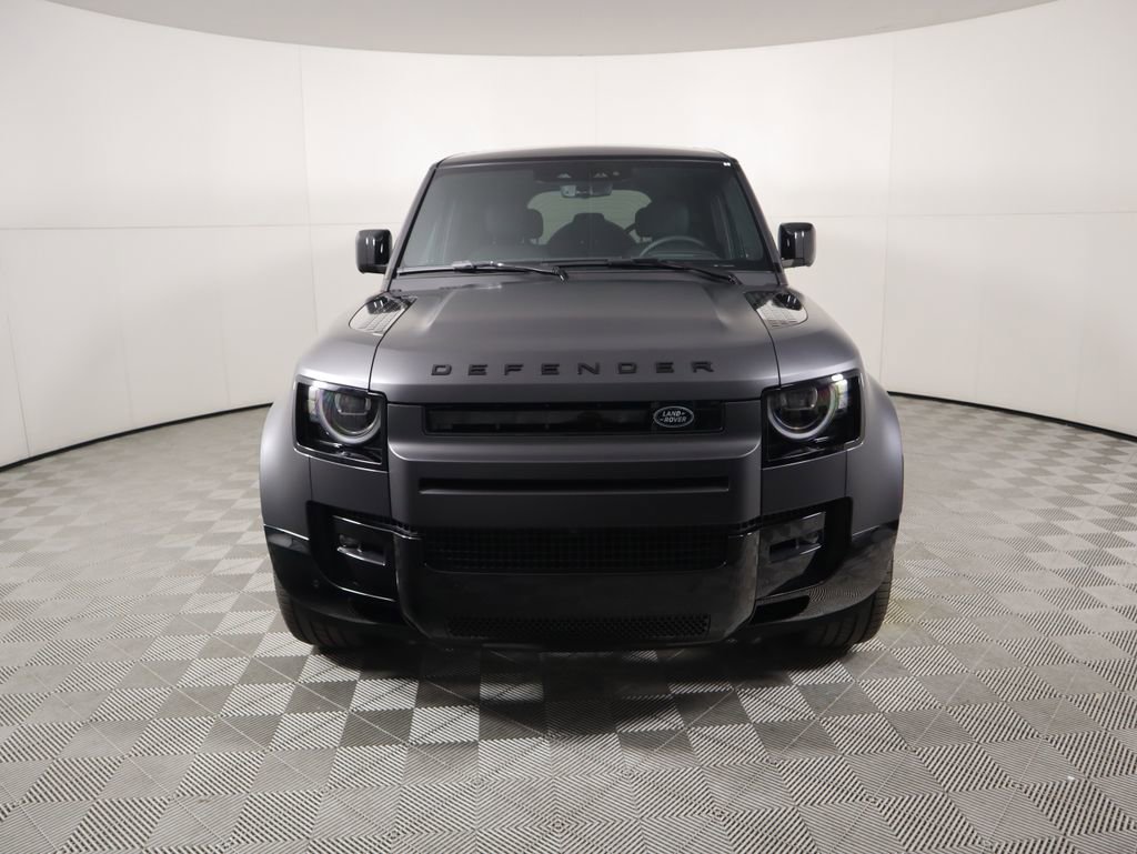 New 2026 Land Rover Defender 110 V8 image 2
