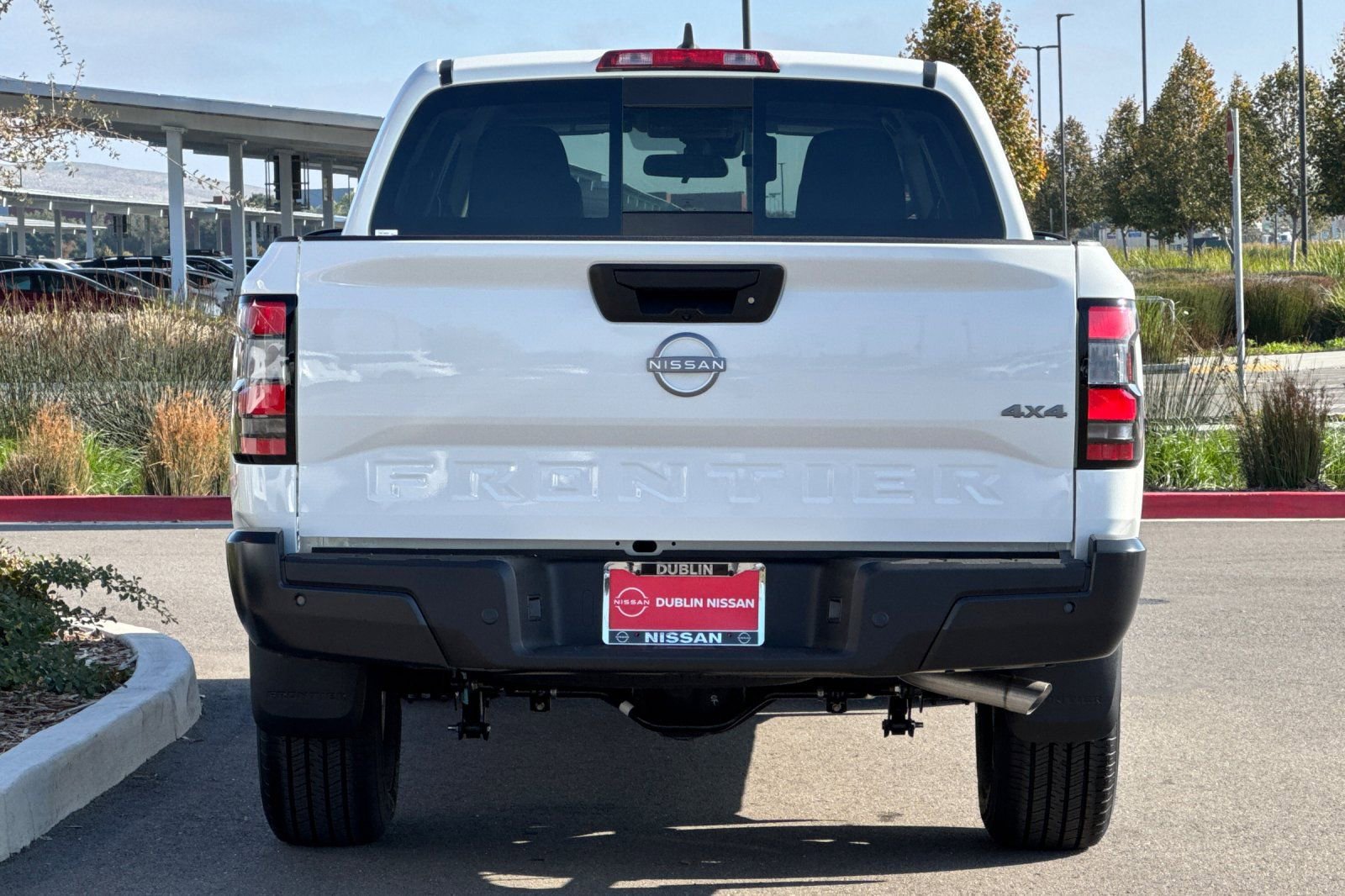 New 2026 Nissan Frontier S image 5