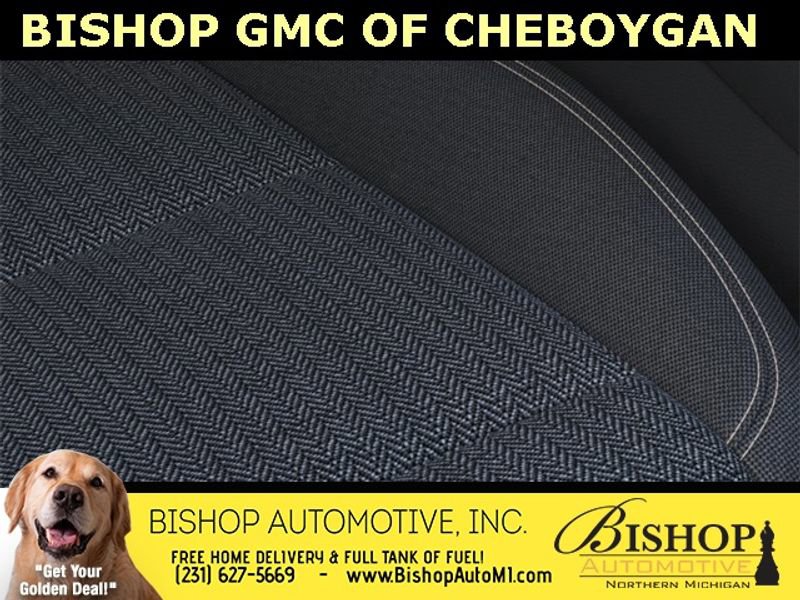 New 2026 GMC Terrain Elevation w/ LPO, Floor Liner Package image 21