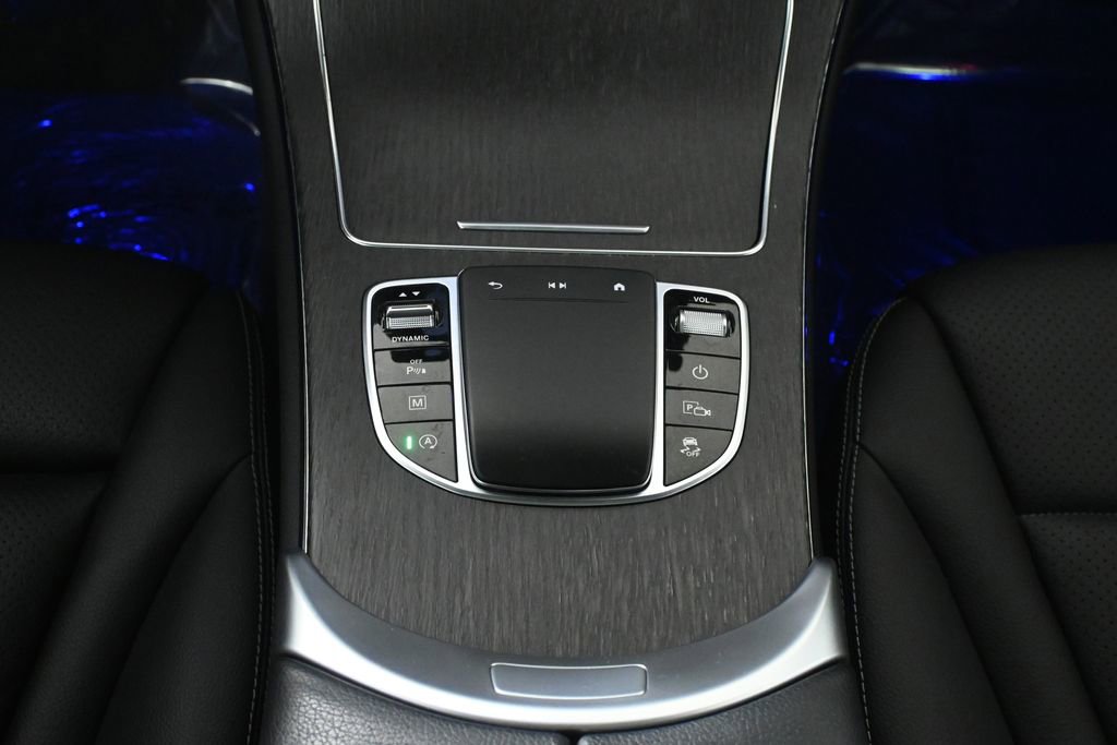 Used 2022 Mercedes-Benz GLC 300 4MATIC image 26