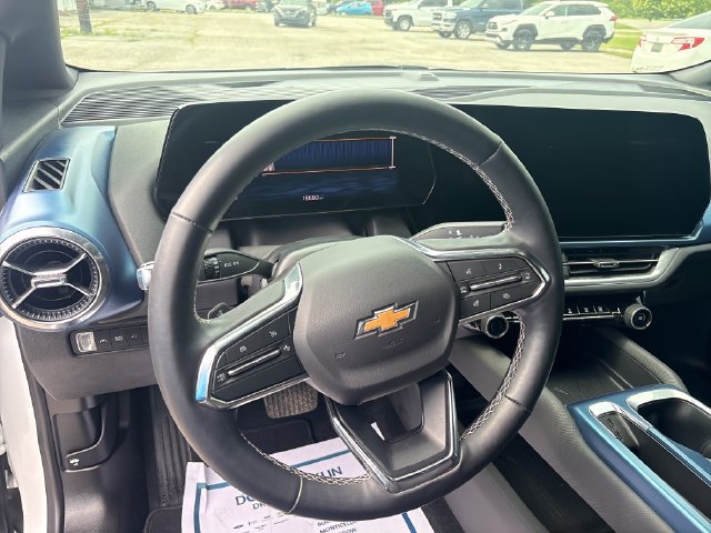 Used 2024 Chevrolet Equinox EV LT FWD image 8