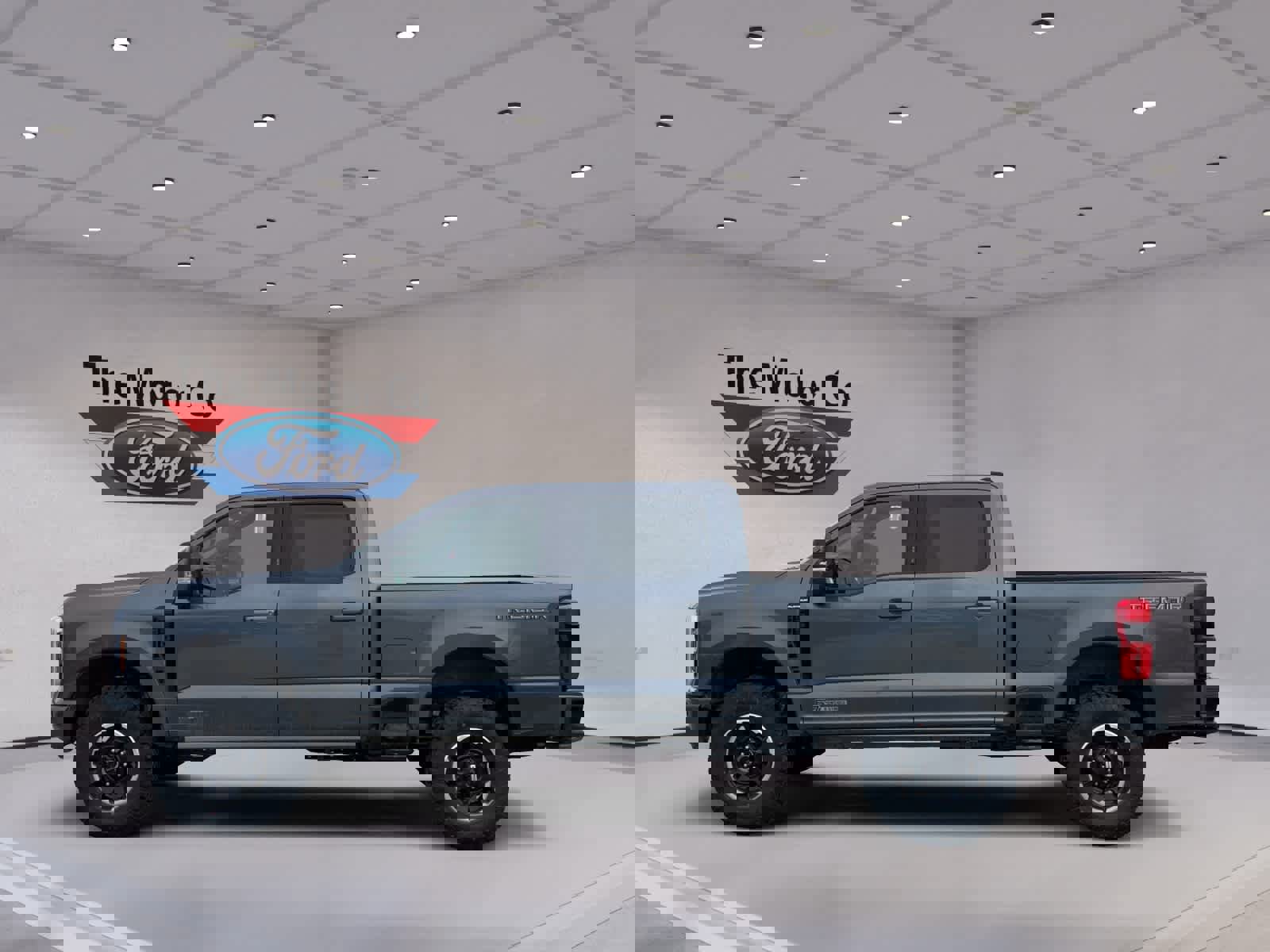 New 2026 Ford F250 Platinum w/ Tremor Off-Road Package AWD/4WD image 8