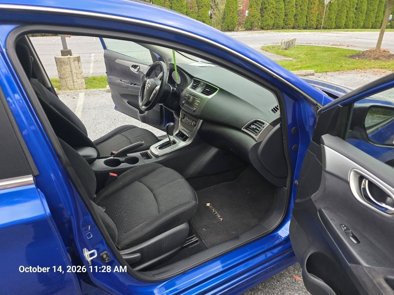 Used 2014 Nissan Sentra SR w/ SR Driver Package FWD image 17