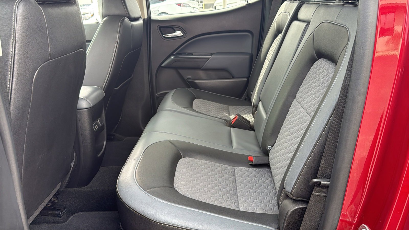Used 2018 Chevrolet Colorado Z71 image 21