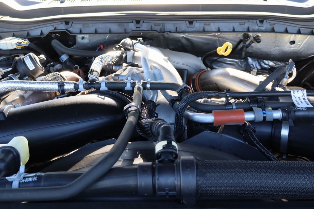 Used 2023 Ford F350 Platinum w/ FX4 Off-Road Package image 34