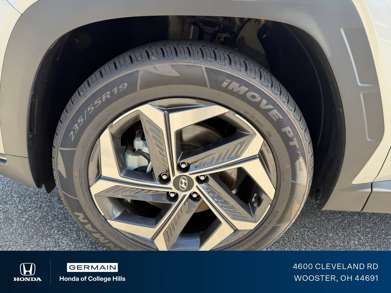 Used 2022 Hyundai Tucson Limited AWD/4WD image 12