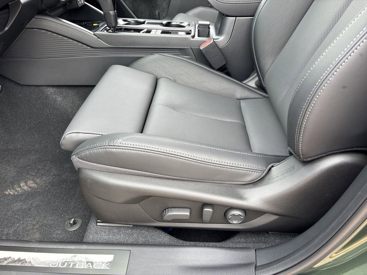 New 2026 Subaru Outback Touring XT AWD/4WD image 16
