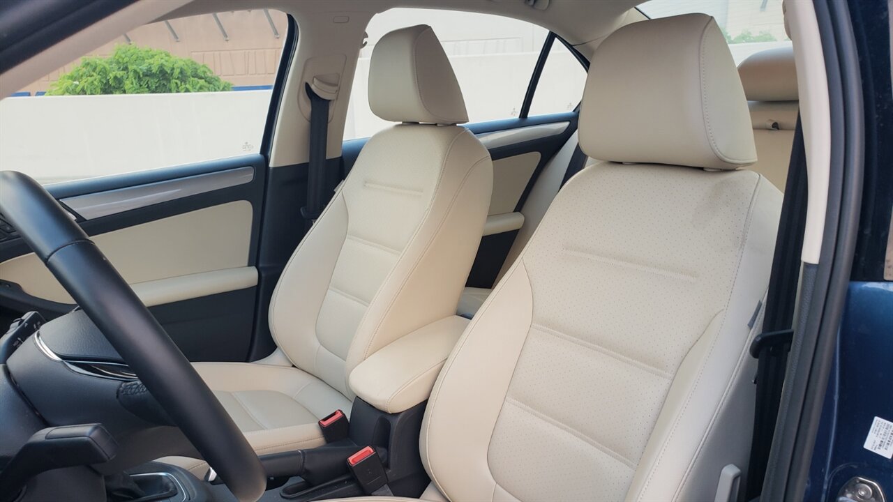 Used 2018 Volkswagen Jetta SE FWD image 9