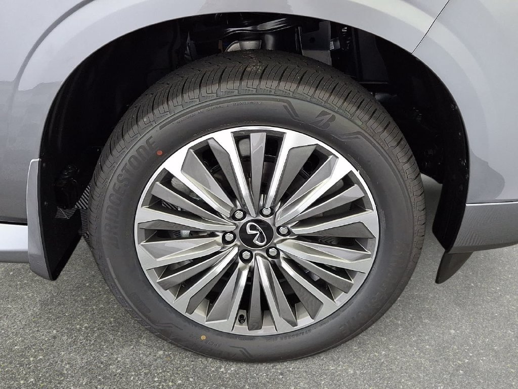 New 2027 INFINITI QX80 Luxe AWD/4WD image 7