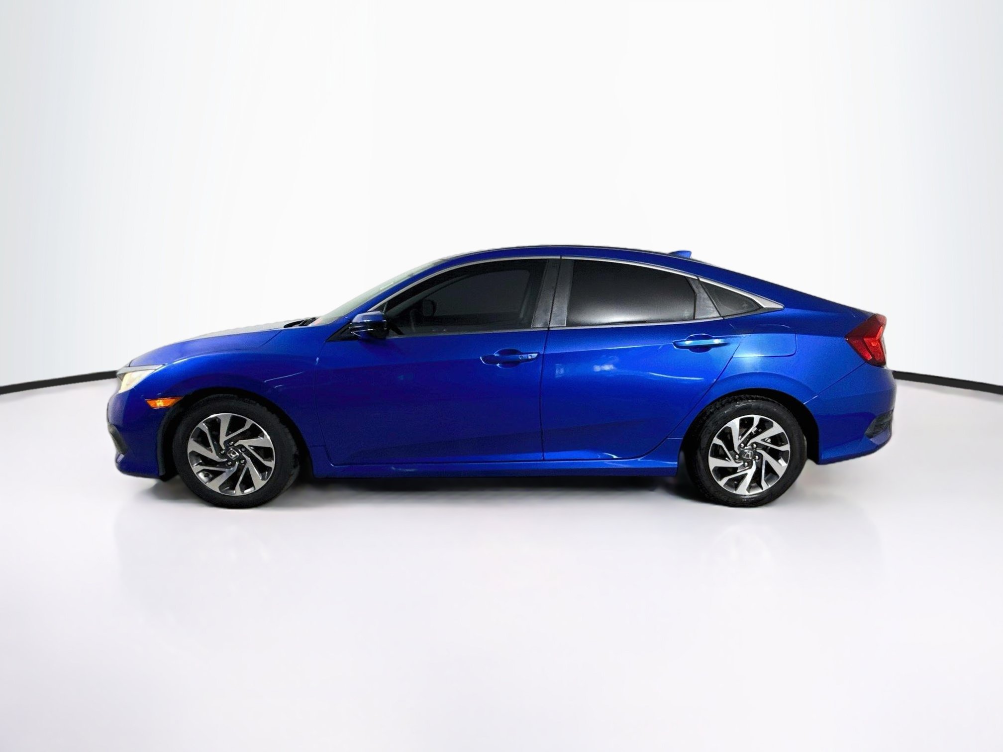 Used 2018 Honda Civic EX image 7