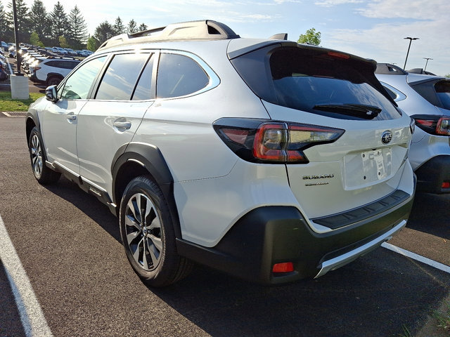 New 2025 Subaru Outback Limited image 3