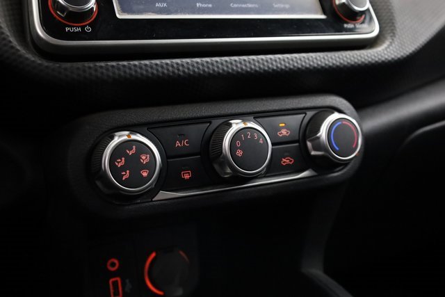 Used 2022 Nissan Kicks S image 19