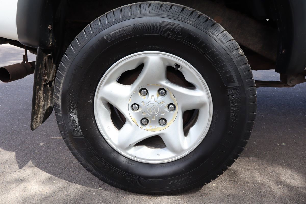 Used 2001 Toyota Tacoma 4x4 Xtracab V6 image 36