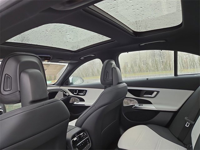 New 2026 Mercedes-Benz E 53 AMG e 4MATIC Sedan image 28