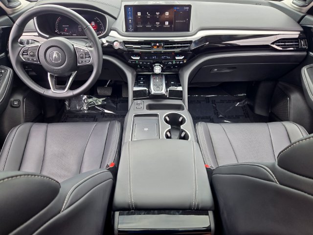 Certified 2025 Acura MDX w/ Technology Package FWD image 12