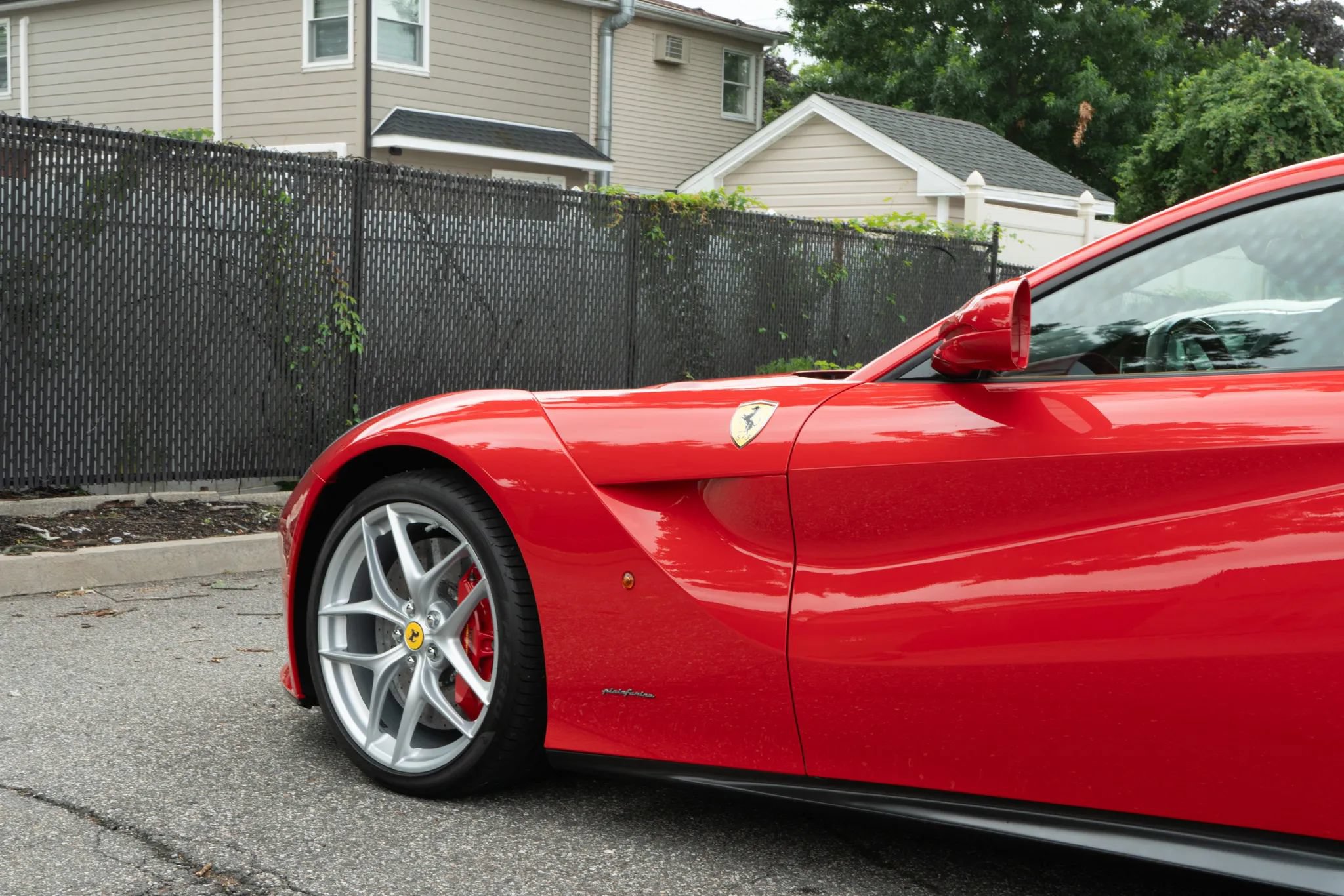 Used 2017 Ferrari F12 Berlinetta RWD image 40