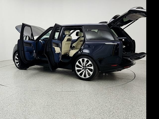 Certified 2025 Land Rover Range Rover SV AWD/4WD image 12