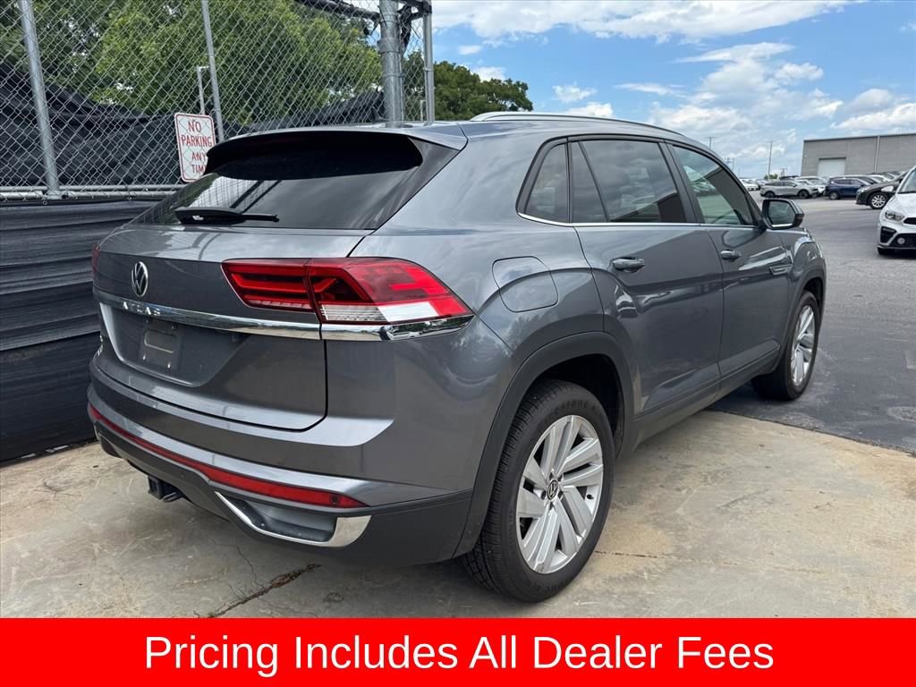 Used 2023 Volkswagen Atlas Cross Sport SE FWD image 5