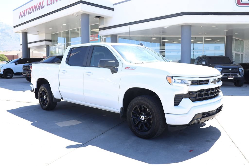 Used 2023 Chevrolet Silverado 1500 RST AWD/4WD image 8