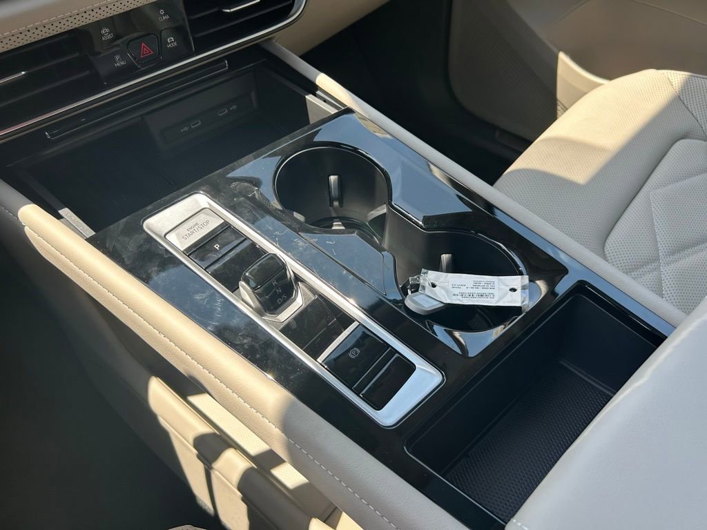 Used 2025 Volkswagen Atlas SE w/ Panoramic Sunroof Package image 51