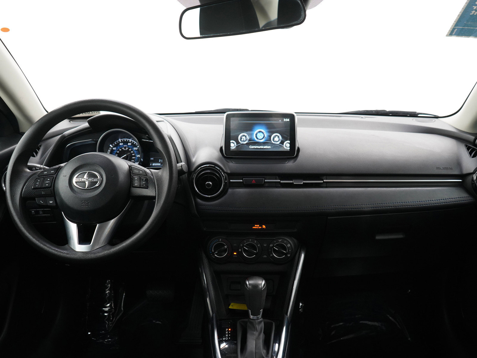 Used 2016 Scion iA image 13