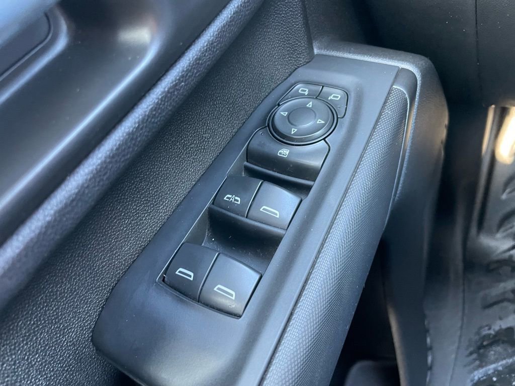 Used 2023 GMC Sierra 2500 Pro w/ Convenience Package image 21