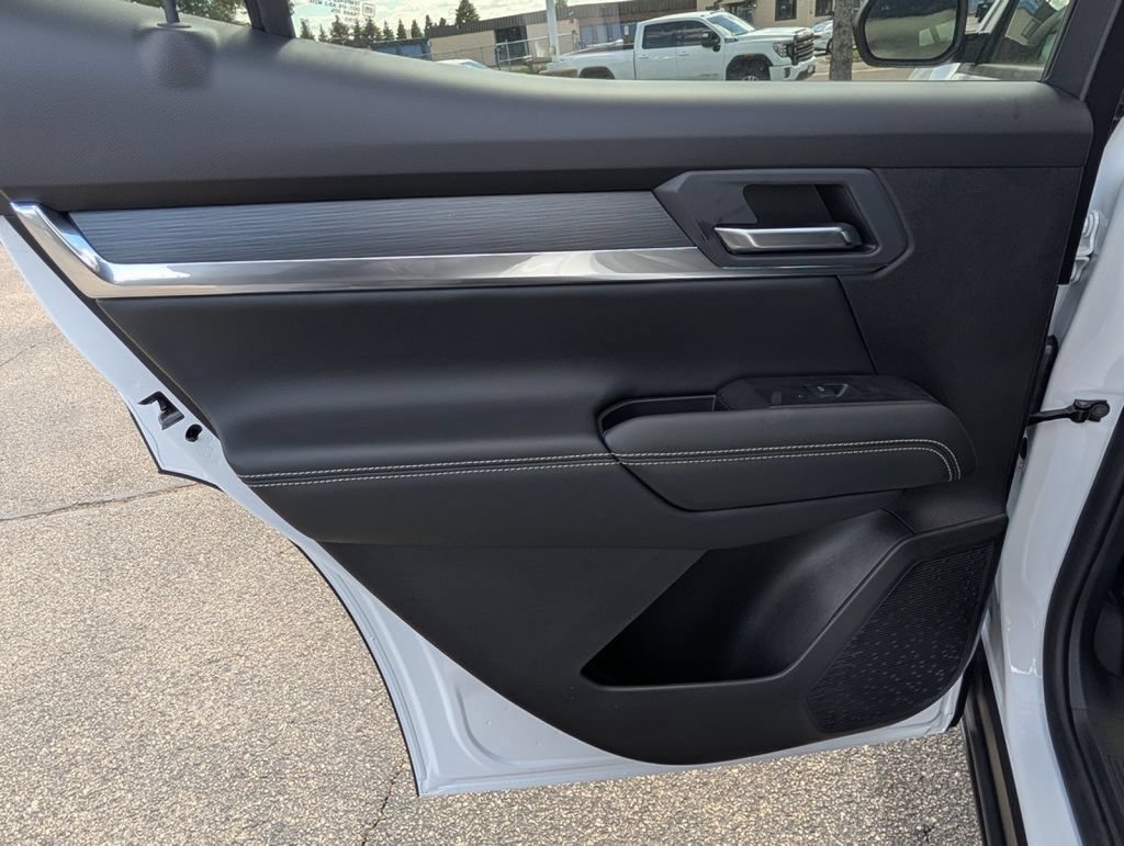 New 2026 GMC Terrain Elevation w/ Black Edition AWD/4WD image 29