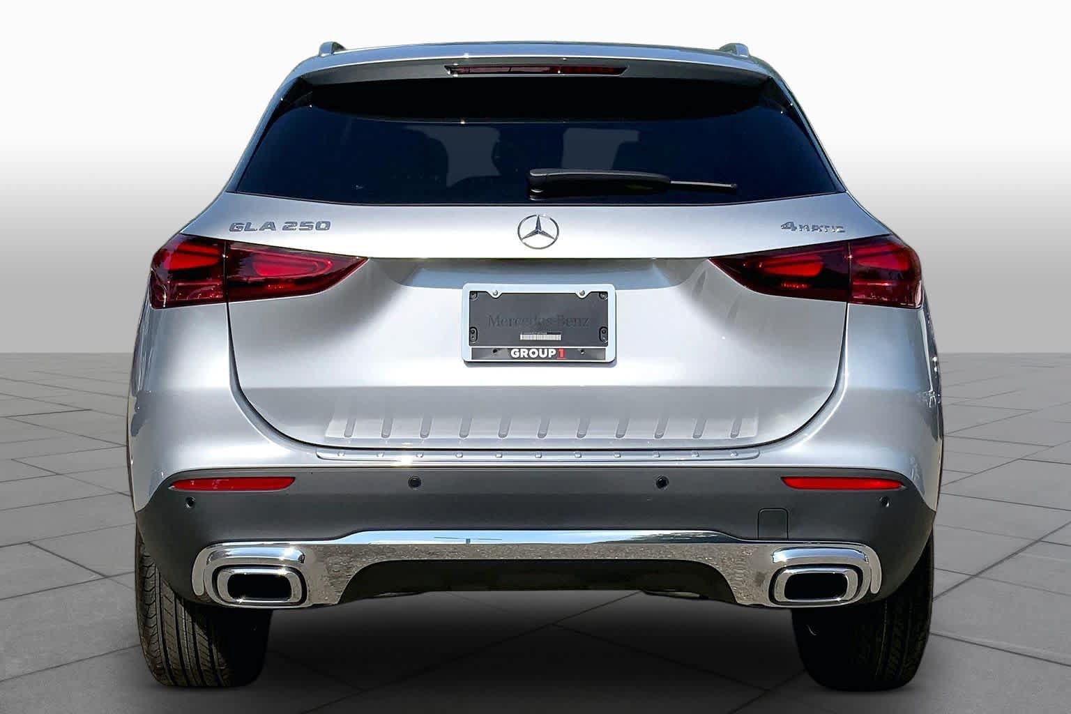 New 2026 Mercedes-Benz GLA 250 4MATIC image 4