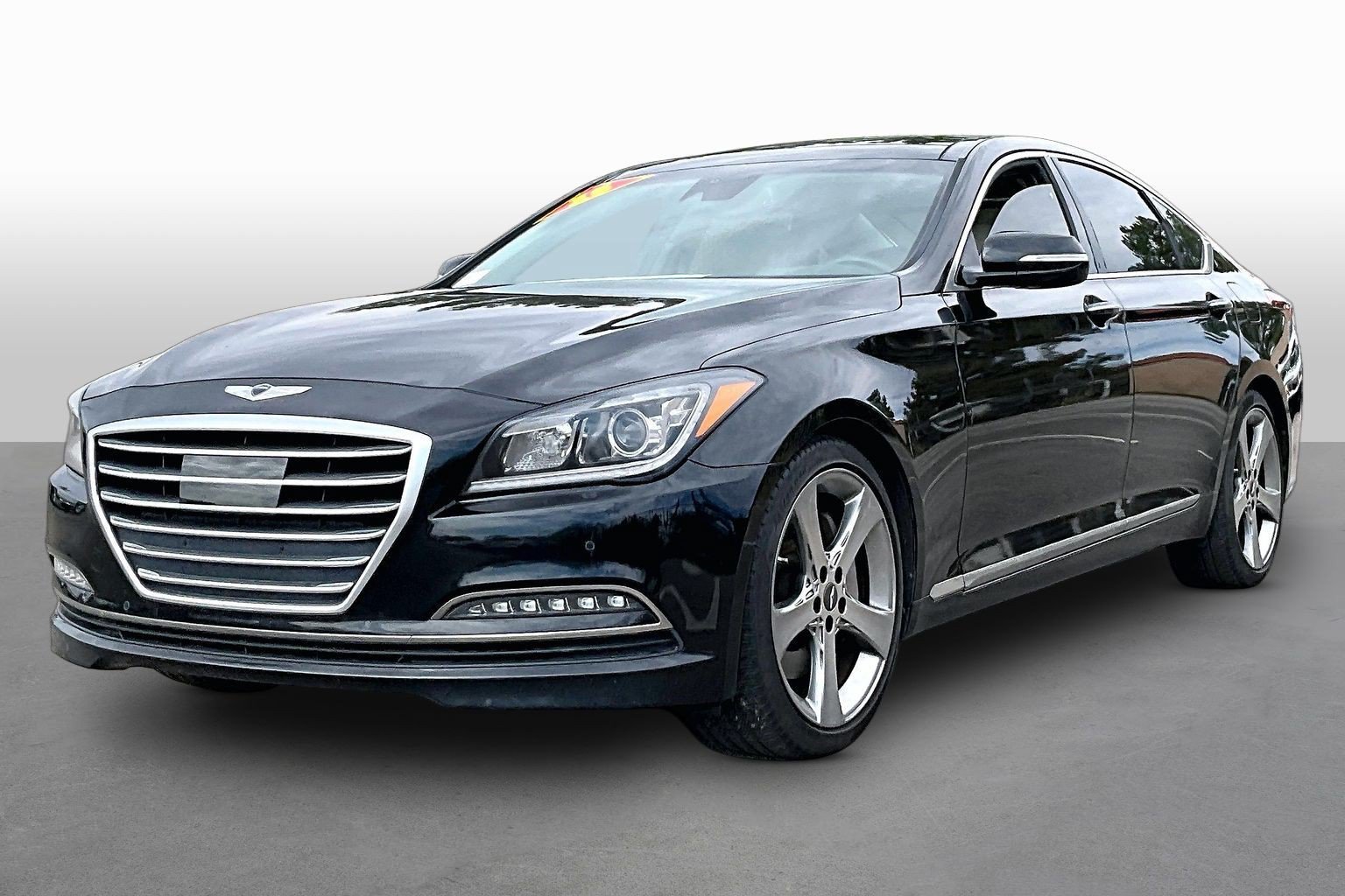 Used 2015 Hyundai Genesis 5.0 w/ Option Group 05