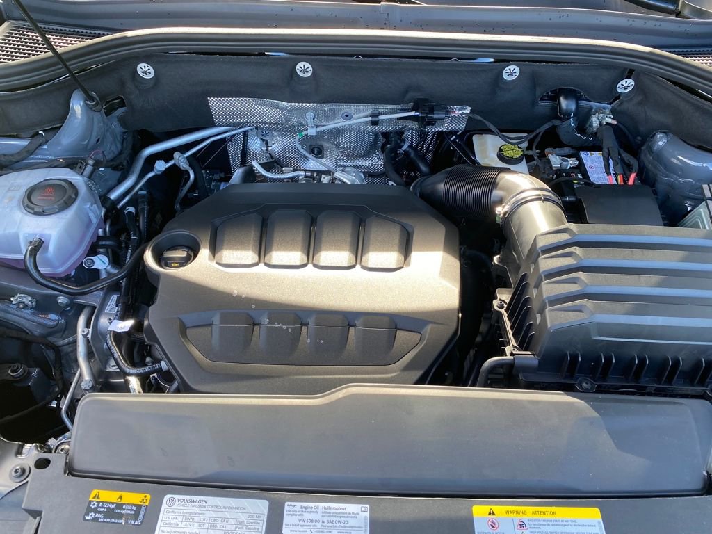 New 2025 Volkswagen Atlas Peak Edition SE image 28