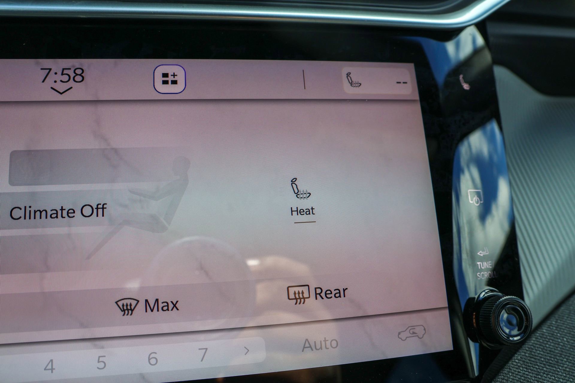 New 2026 Jeep Cherokee Laredo AWD/4WD image 16