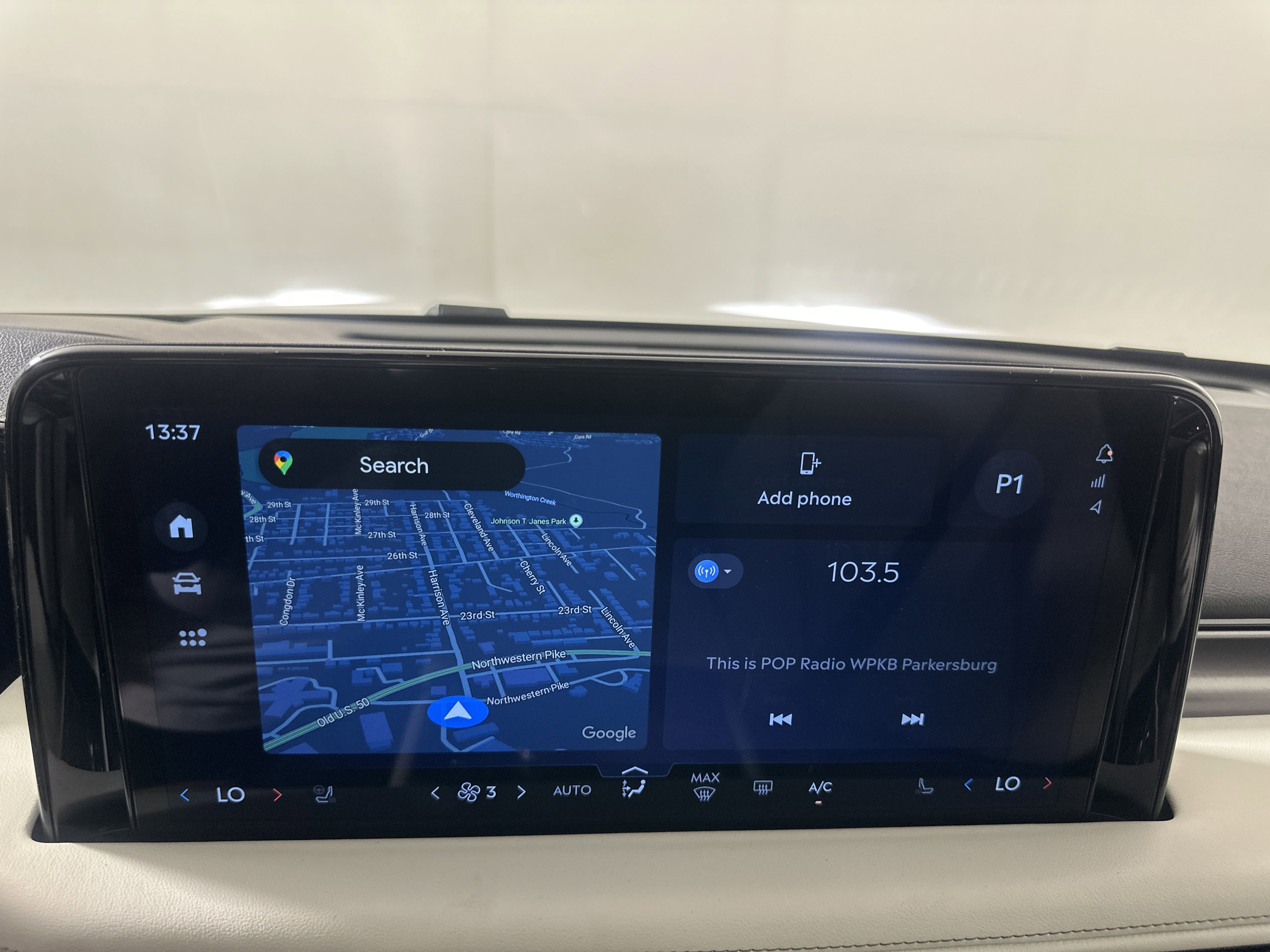 New 2025 Lincoln Aviator AWD image 14