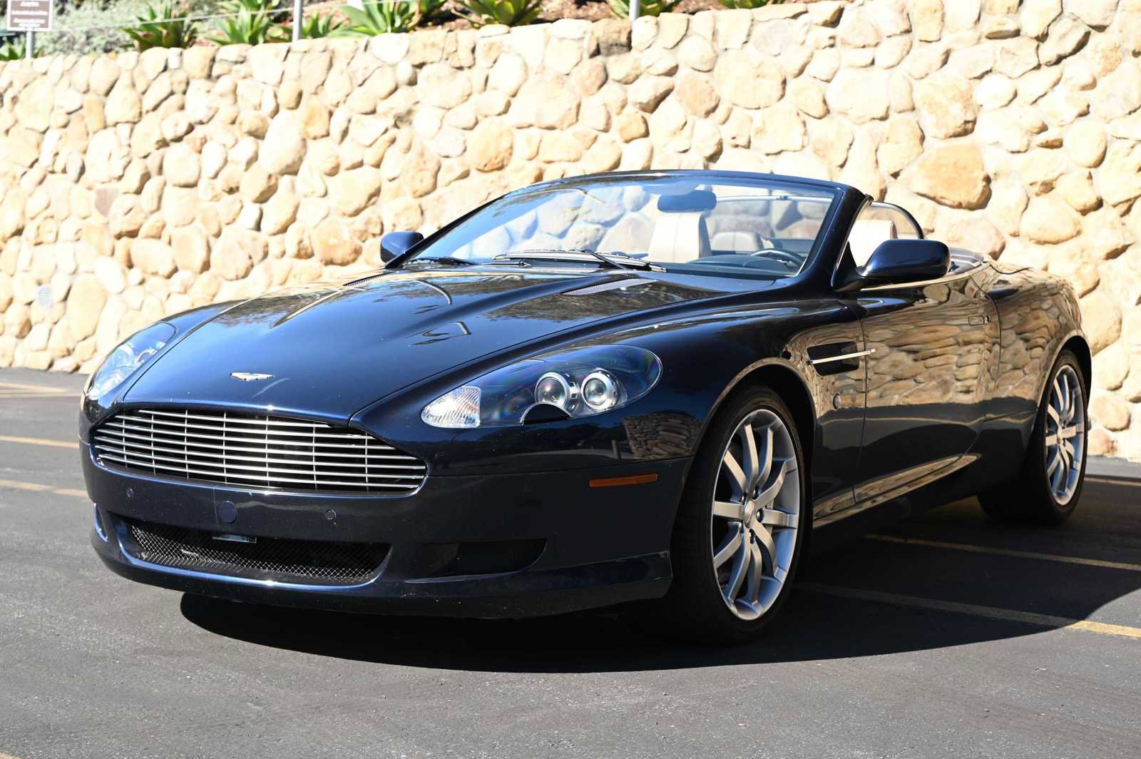 Used 2007 Aston Martin DB9 Volante image 3