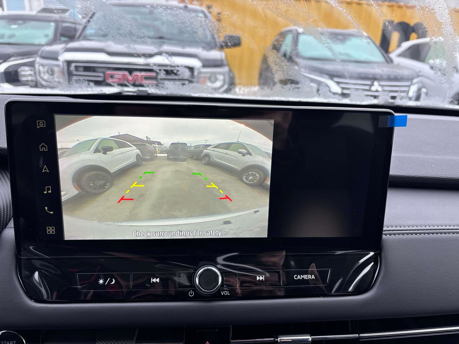 New 2026 Mitsubishi Outlander ES image 10