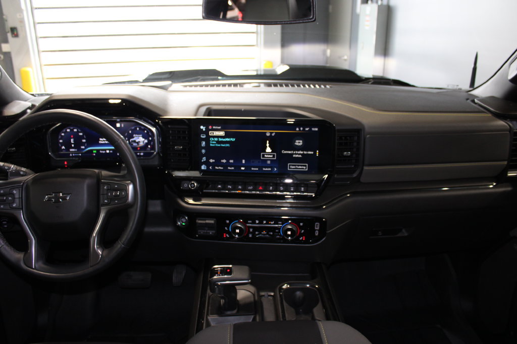 Used 2023 Chevrolet Silverado 1500 ZR2 AWD/4WD image 14