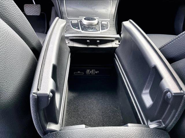 Used 2018 Mercedes-Benz C 300 Sedan image 26