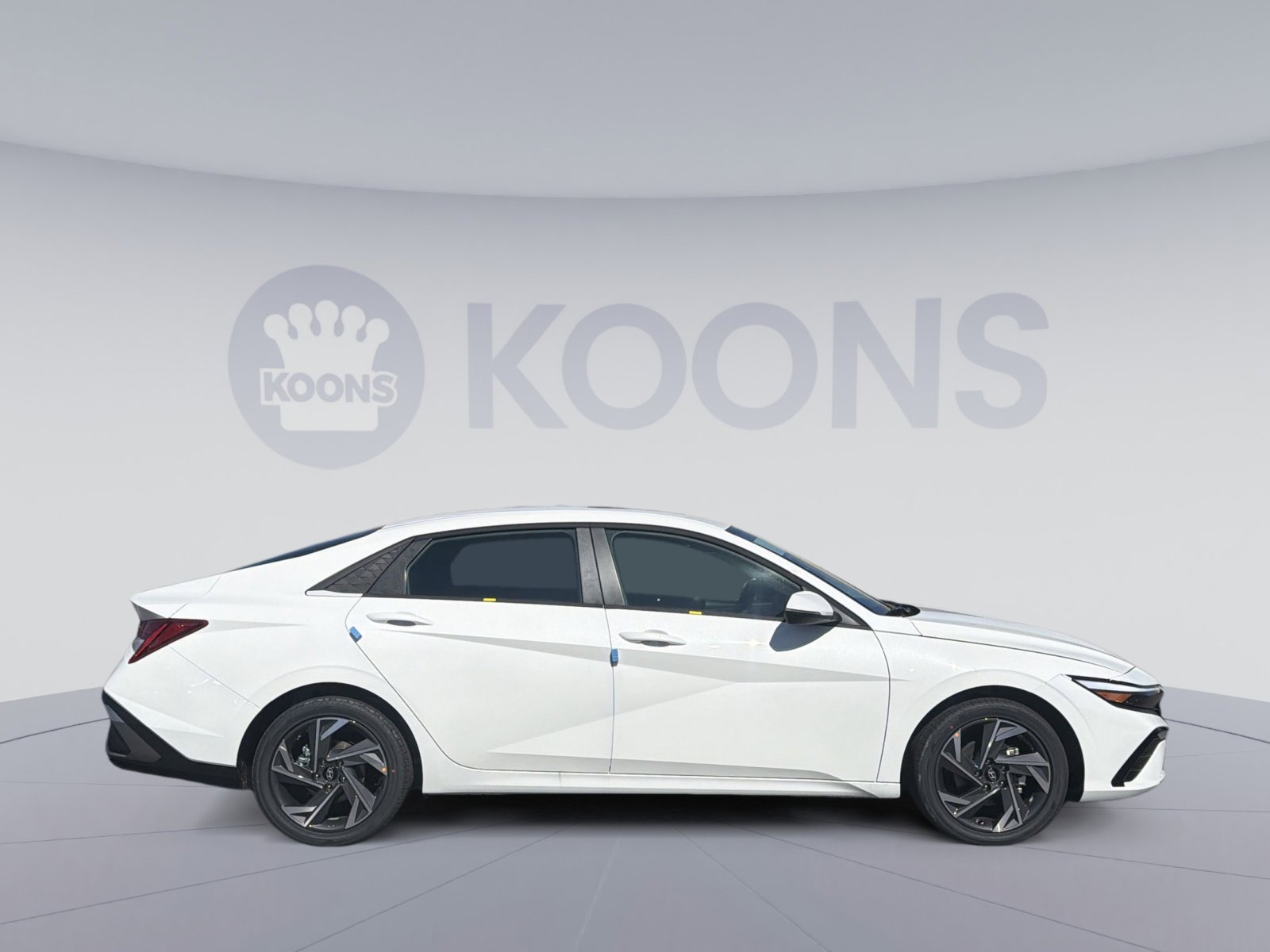 New 2026 Hyundai Elantra Limited image 8