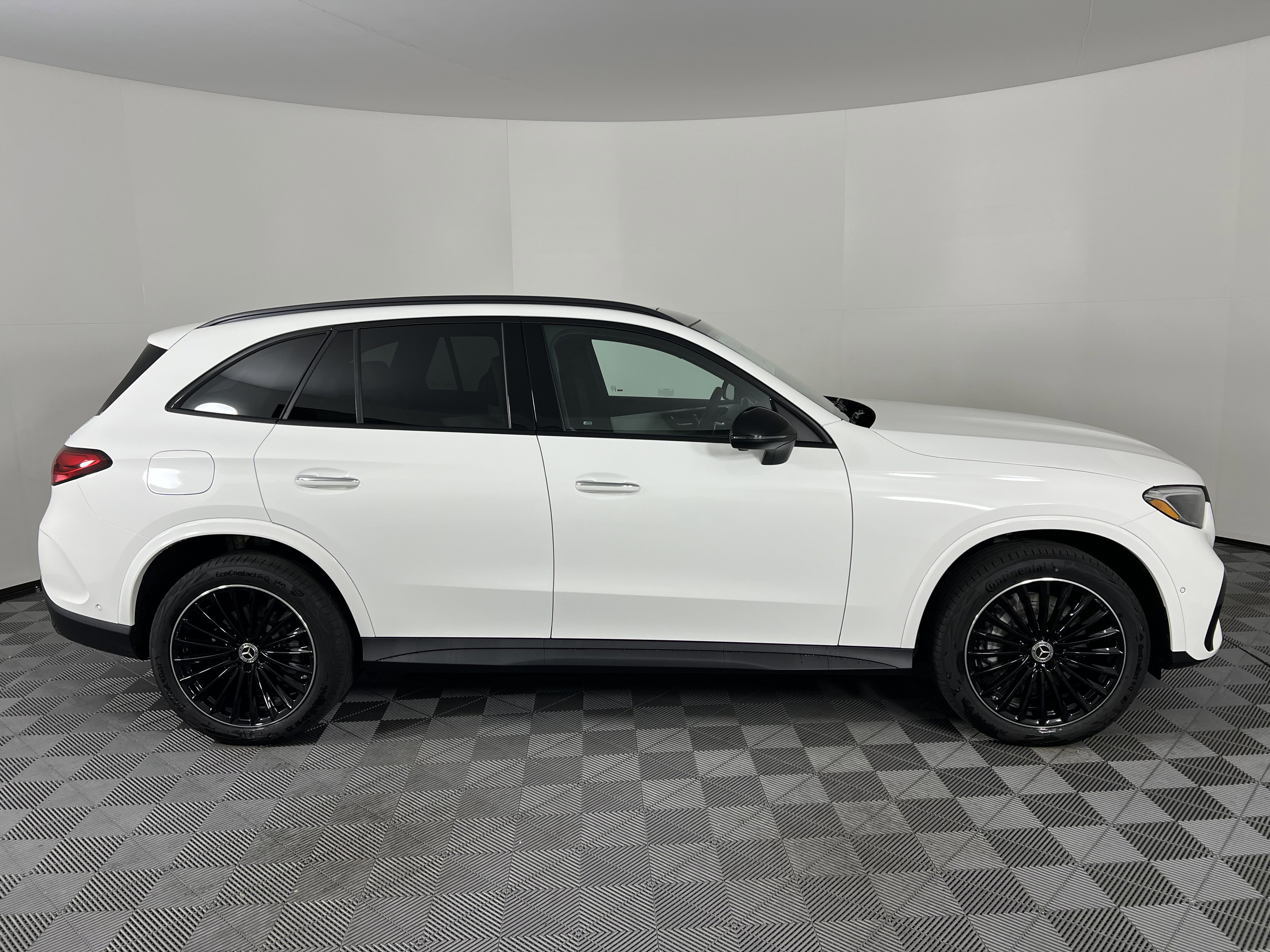 New 2026 Mercedes-Benz GLC 300 4MATIC image 14