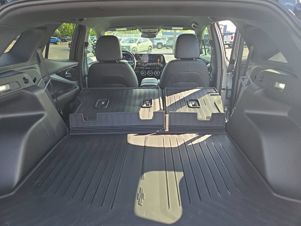 Certified 2025 Chevrolet Blazer EV LT AWD/4WD image 11