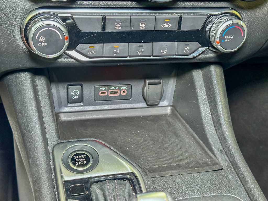 Used 2024 Nissan Sentra SV FWD image 35
