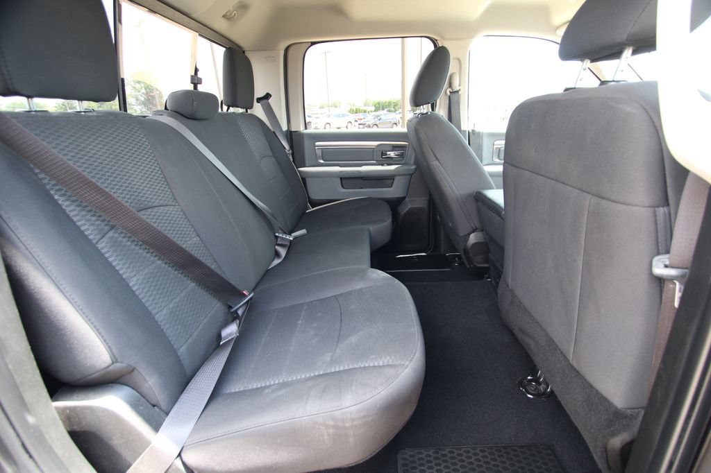Used 2019 RAM 1500 Warlock AWD/4WD image 10