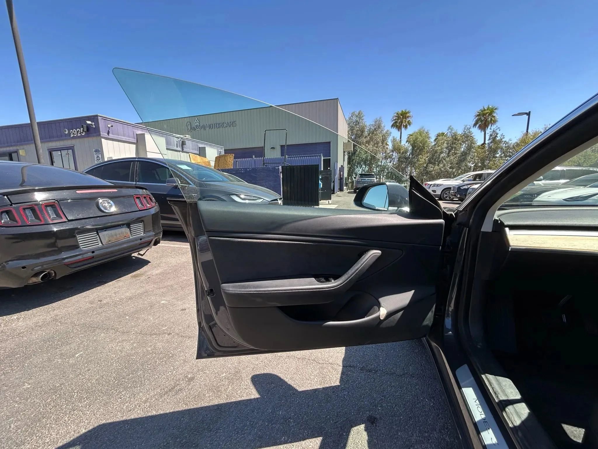 Used 2019 Tesla Model 3 Standard Range image 8