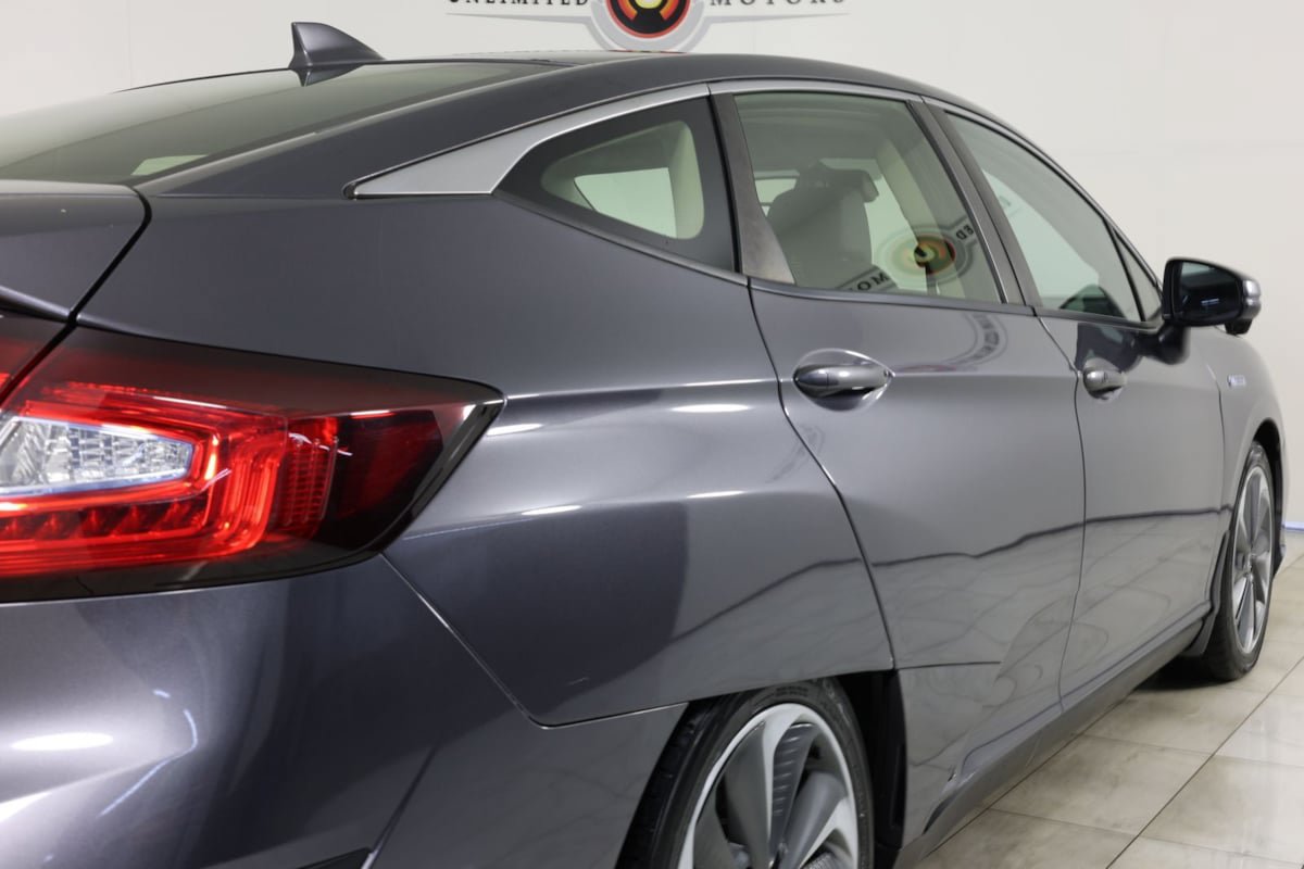 Used 2018 Honda Clarity Touring image 42
