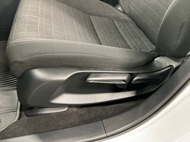 Certified 2025 Honda HR-V LX image 29