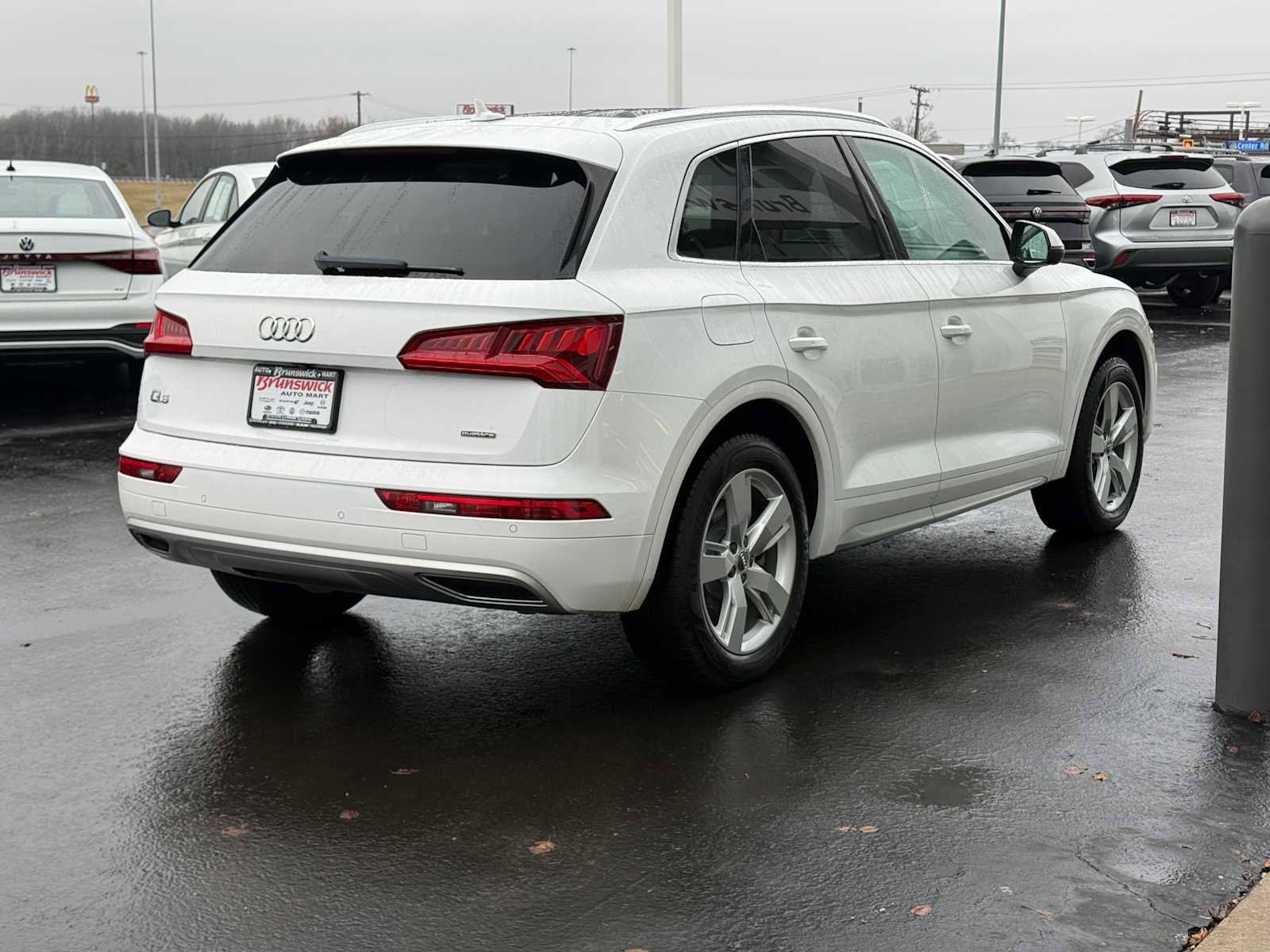 Used 2019 Audi Q5 2.0T Premium Plus w/ Premium Plus Package image 4