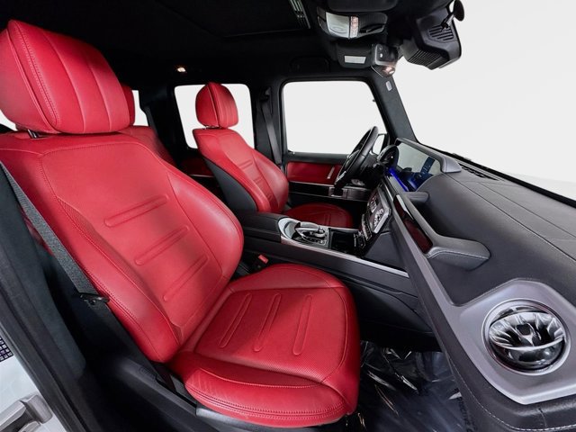 Used 2023 Mercedes-Benz G 550 image 30
