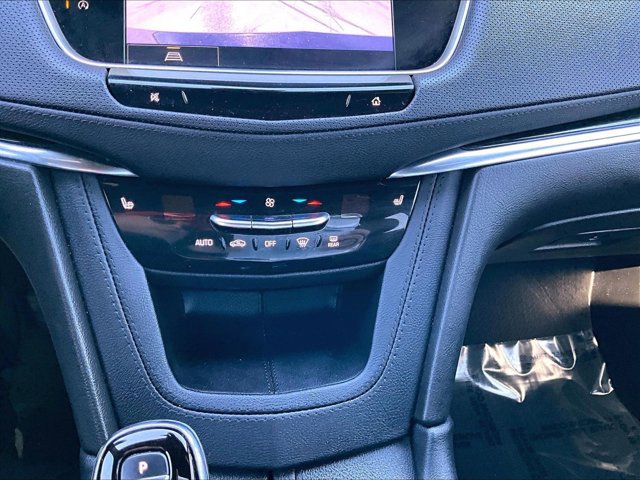 Used 2022 Cadillac XT5 Premium Luxury image 24